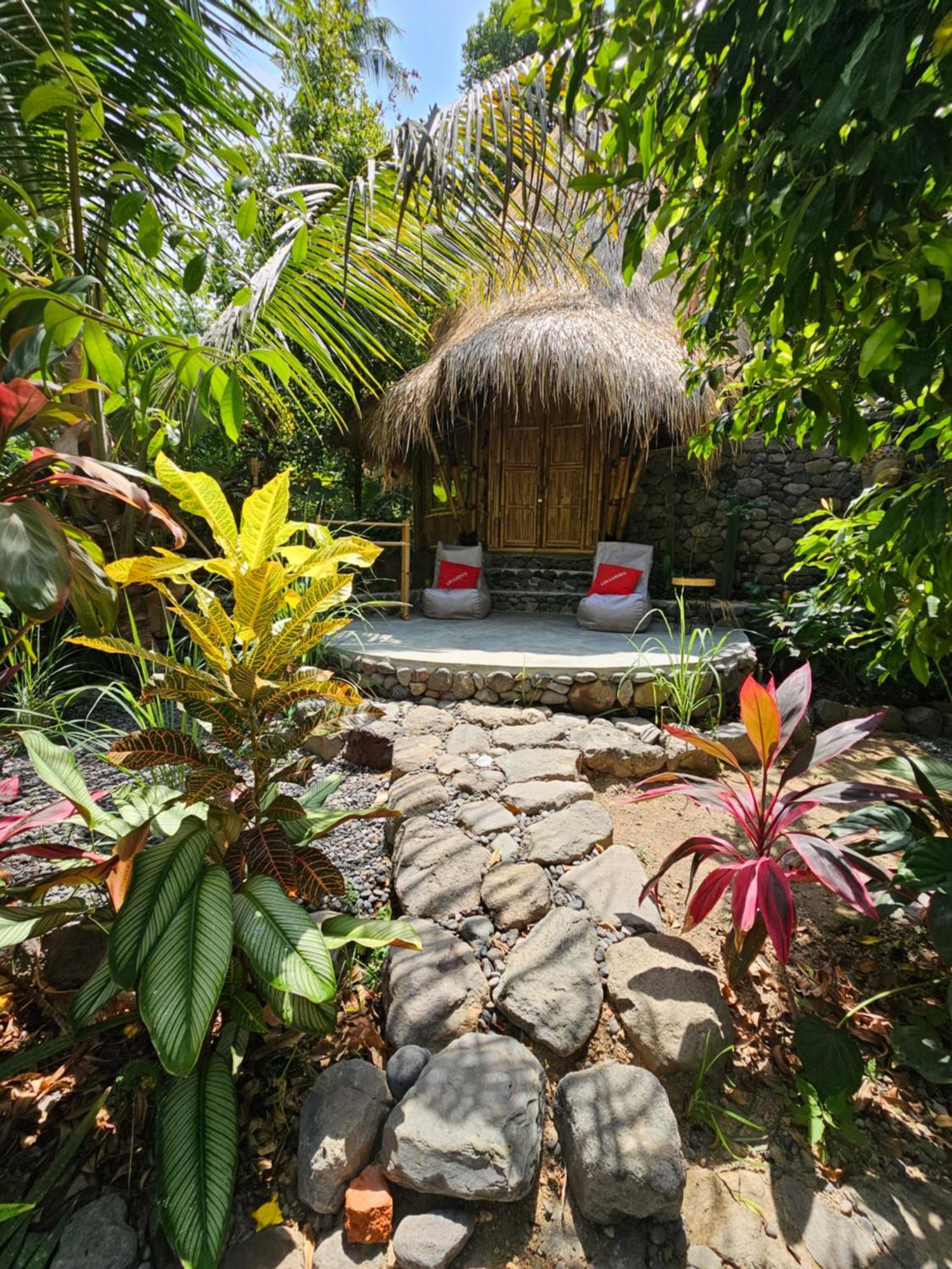 Les Garden Villa เตจากูลา ภายนอก รูปภาพ