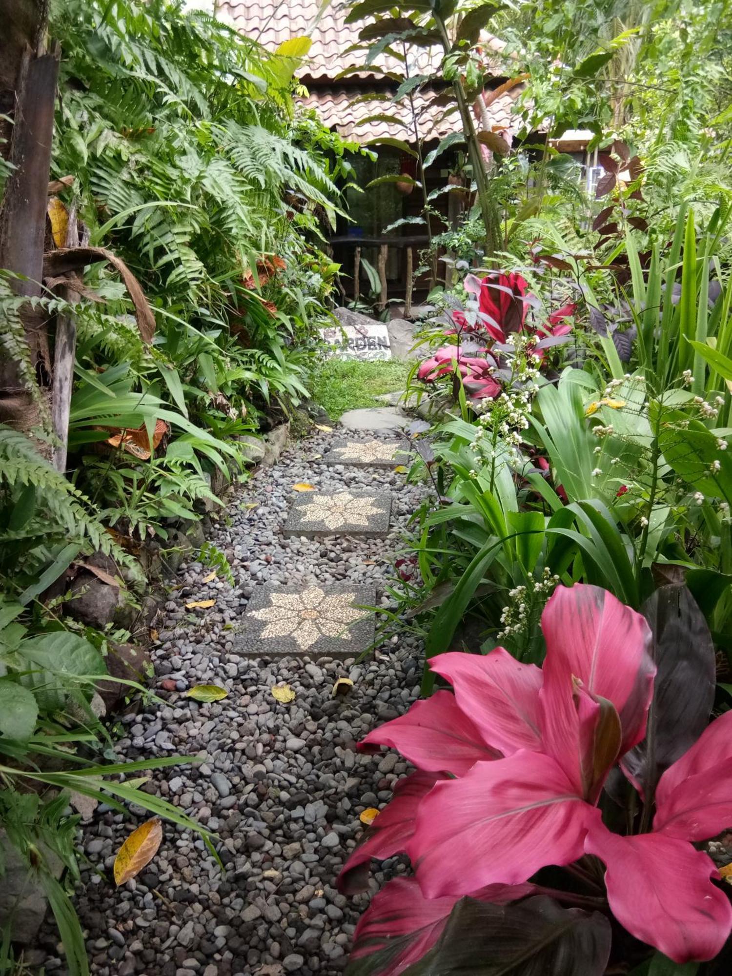 Les Garden Villa เตจากูลา ภายนอก รูปภาพ