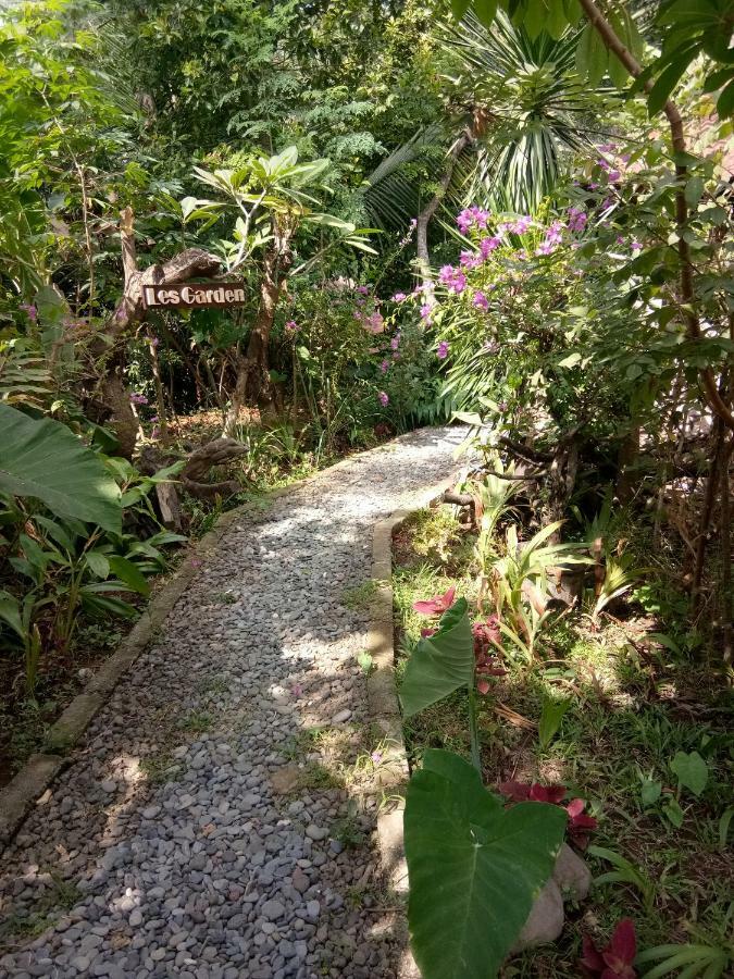 Les Garden Villa เตจากูลา ภายนอก รูปภาพ